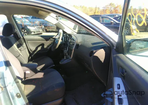 2005 Toyota Matrix z USA, uszkodzony, nr VIN 2T1LR32E15C492337